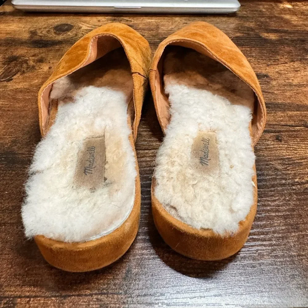 Madewell Sherpa lined slip‎ on size 7